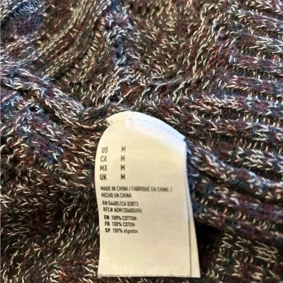 Women’s American Eagle Cardigan Size Medium - Picture 2 of 4